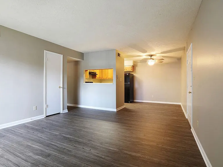 Or Have The Option To Have All Plank Style Flooring