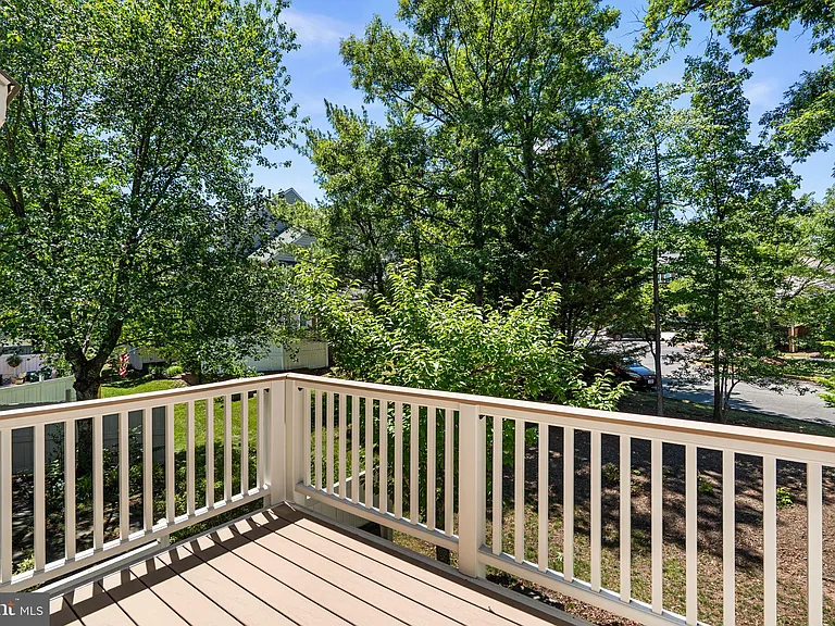 12087 Edgemere Cir — Photo 4