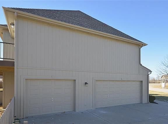 3rd image of 1403 NE 196th Ct