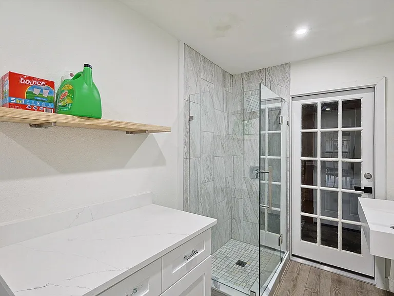 1208 Mayleaf Dr — Photo 26