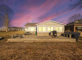5469 S Channel Dr, Harsens Island, MI 48028