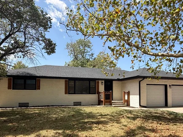 2803 N Monroe St, Hutchinson, KS 67502