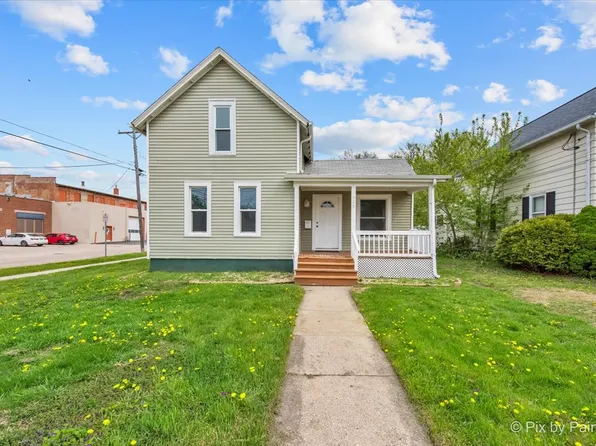 429 W Ottawa St, Sycamore, IL 60178