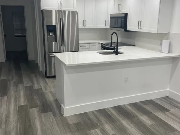 2200 NW 22nd St #1, Fort Lauderdale, FL 33311