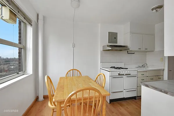 Sold by Corcoran | media 7