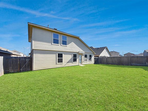 2nd image of 1227 Baja Vista Way