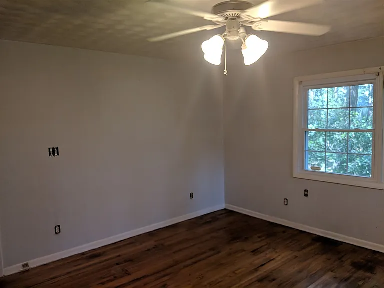 1030 Marys Dr — Photo 16