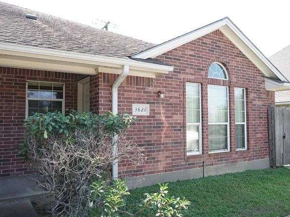 3828-3830 Oldenburg Ln, College Station, TX 77845