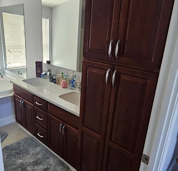 9425 Cherry St — Photo 31
