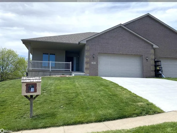 2011 Bailey Dr, Marshalltown, IA 50158