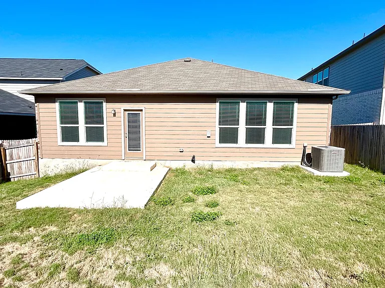 15352 Electra Cir — Photo 26