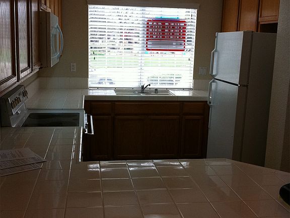 3rd image of 405 Morris Phelps Dr