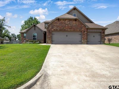 23031 Red Azalea, Lindale, TX, 75771