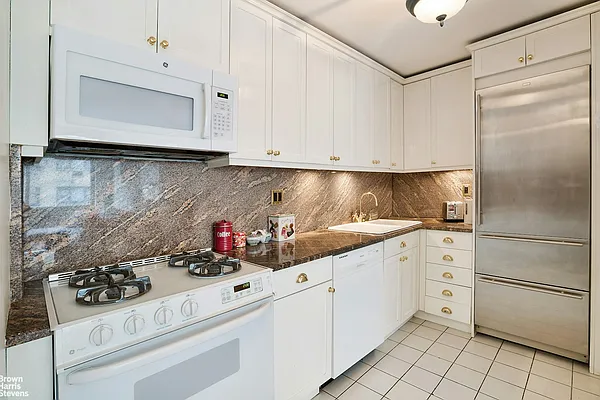 Rented by Brown Harris Stevens | media 2