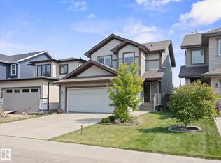 527 171st St SW, Edmonton, AB T6W 2A4