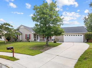 1002 Locust Ct, Havelock, NC 28532