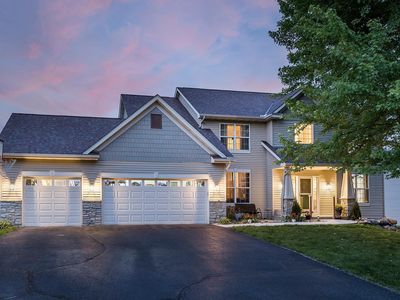 2040 Fountain Ln, Waconia, MN, 55387