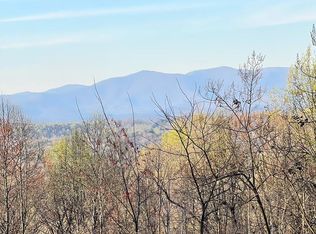 36 Bears Paw Dr, Ellijay, GA 30536