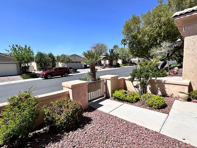 10252 Riva De Destino Ave — Photo 6