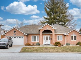 229 Riverview Ave, Lasalle, ON N9J 3X9