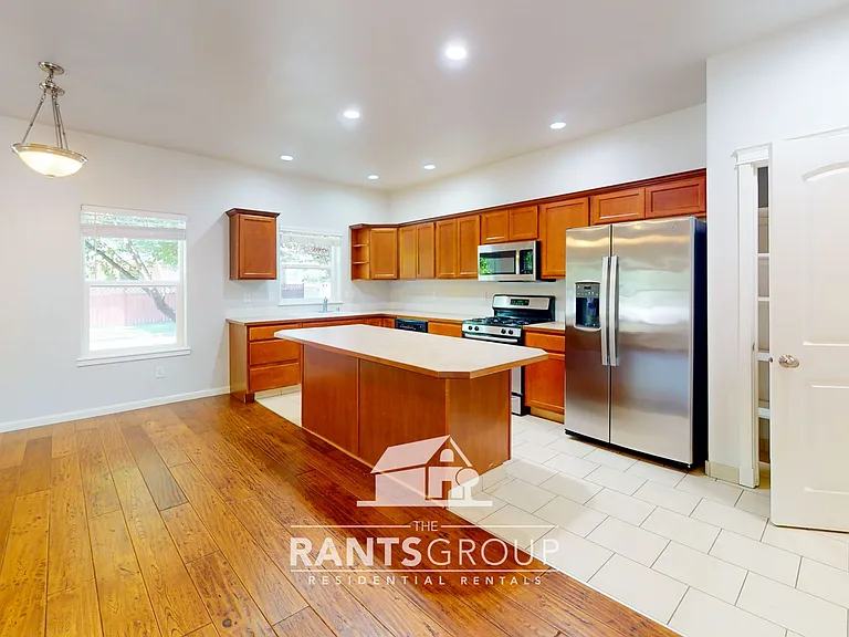 5146 Balustrade Blvd SE — Photo 6