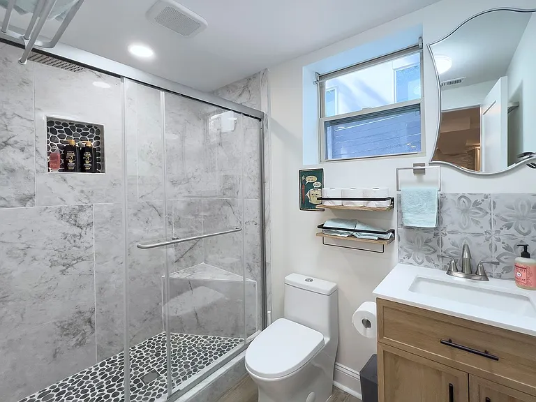 709 Baldwin Ave #B — Photo 9