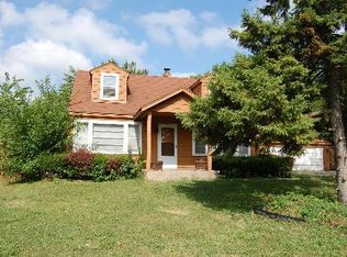 700 Pfingsten Rd, Northbrook, IL 60062