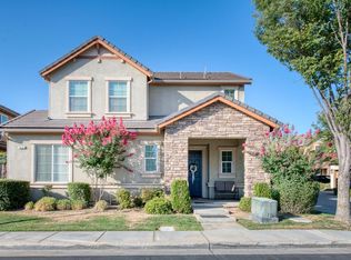 4474 W Artemisa Dr, Fresno, CA