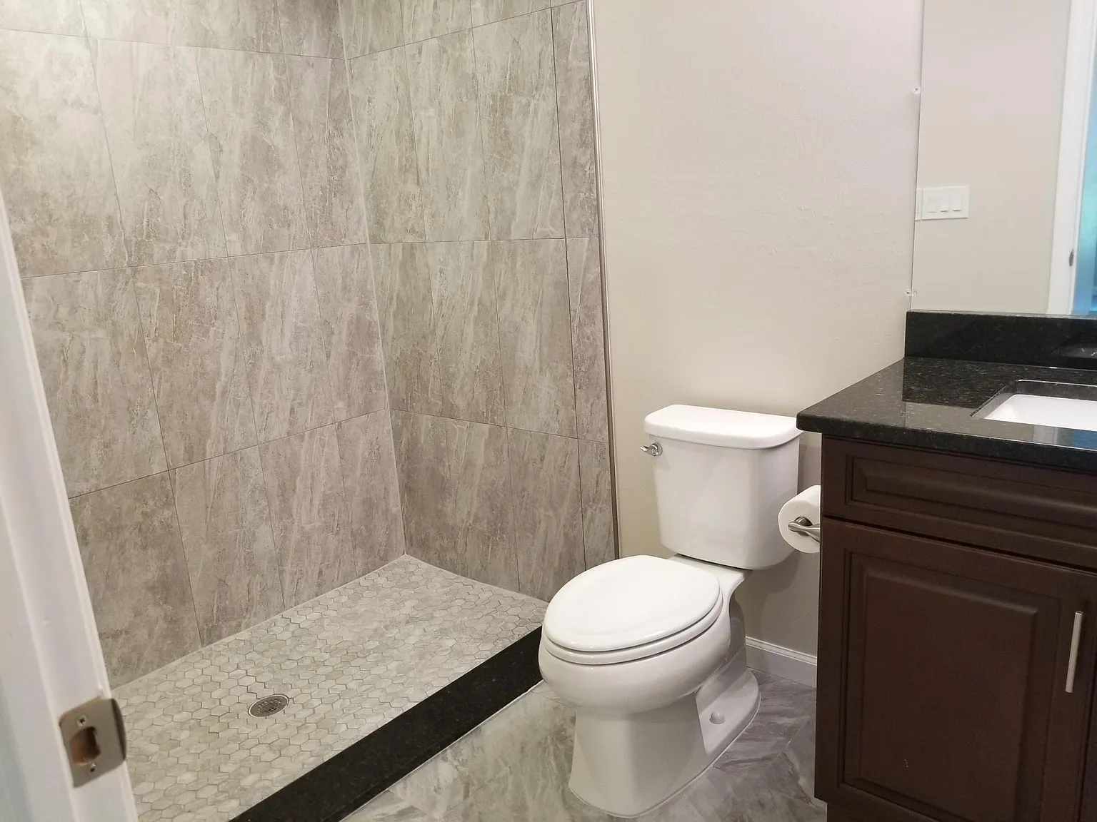 3 bed, 1550 sqft, $1,900 — Photo 4