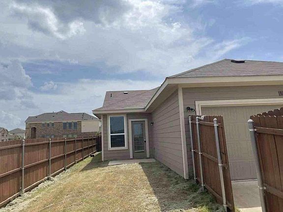 4th image of 3734 Honey Daisy Dr