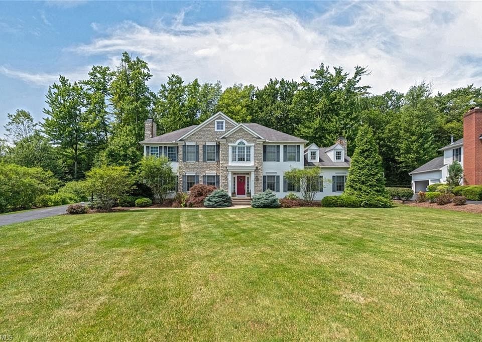1st image of 18330 Hearthstone Ln