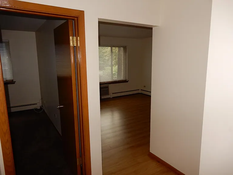 328 Wisconsin Ave #2D — Photo 26