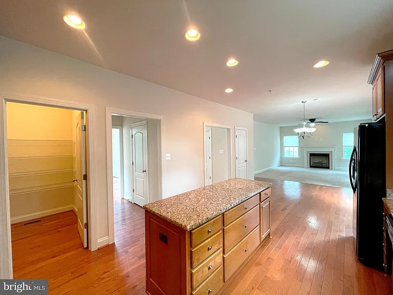 46895 Whittemoore Ct — Photo 7