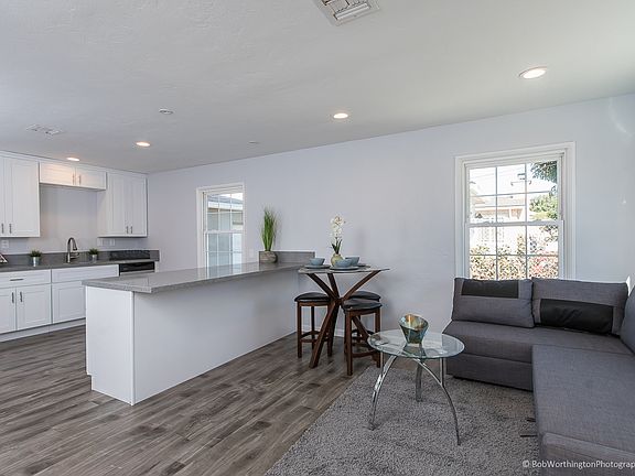 5th image of 7028 Akins Ave