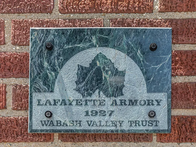 Armory Loft — Photo 4