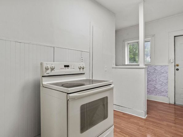 fort-wayne-indiana-73138904 picture