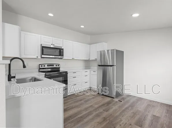 403 N Walnut St APT A, Pittsburg, KS 66762