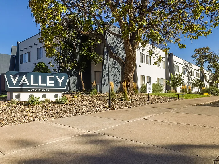 Valley Apartments — Photo 19