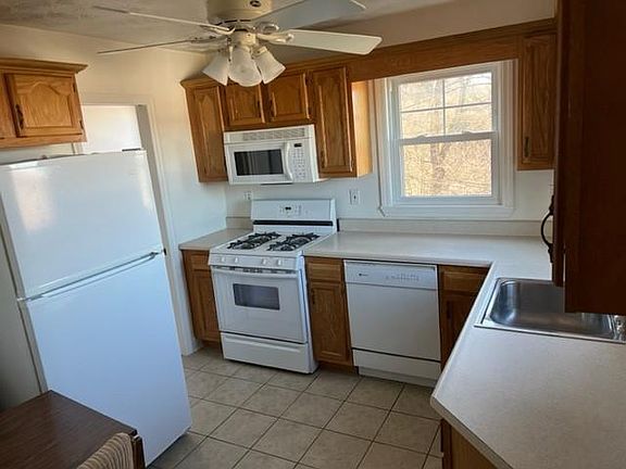 5th image of 104 Brosville St