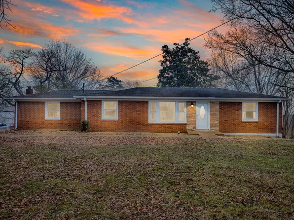 205 Shepherd Hills Dr, Madison, TN 37115