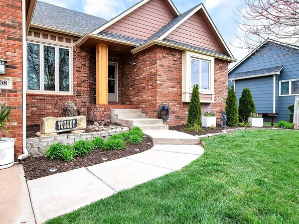 1608 W Highlander Ct, Andover, KS 67002