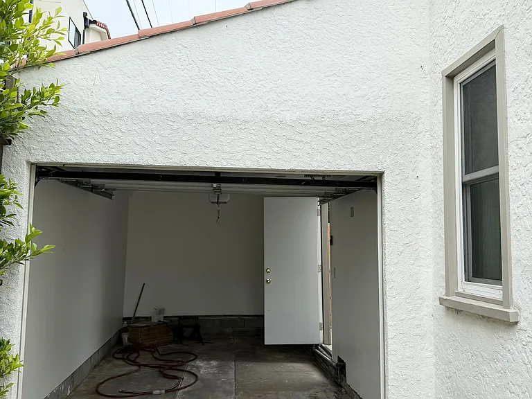 5907 Pickford St — Photo 29