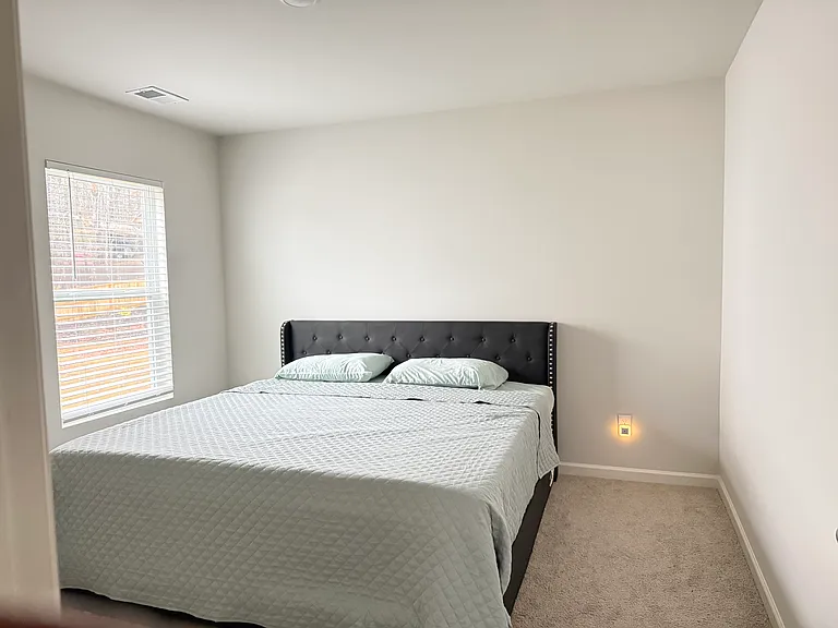 123 Thompson Way — Photo 17
