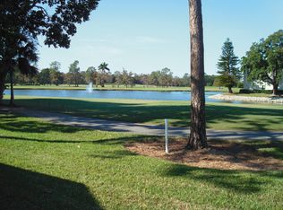 101 Fox Glen Dr, Naples, FL 34104