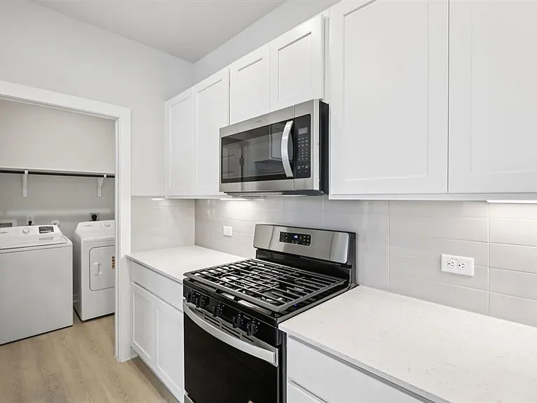 2058 Alice Jay Way — Photo 31