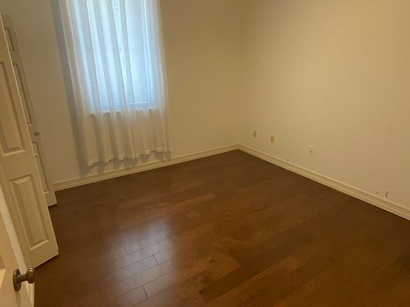 3rd image of 9419 Redrick Dr
