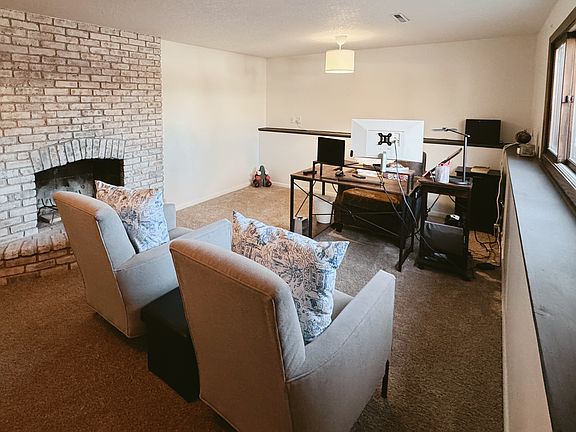 3rd image of 735 Grant St