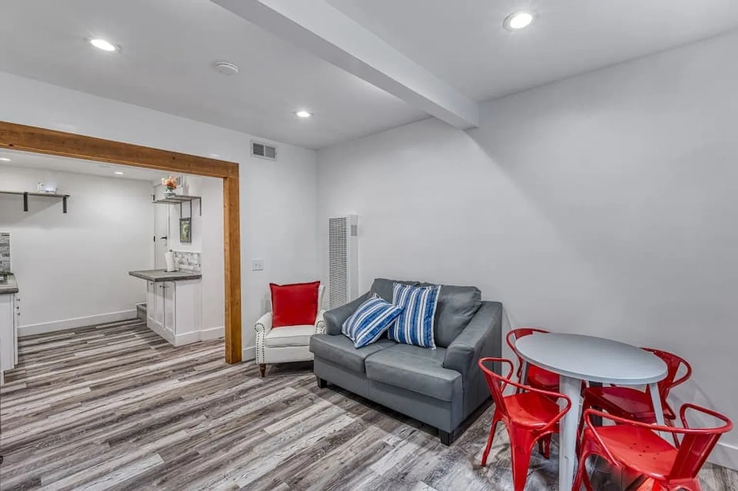 4 bed, 2.0 bath, $14,670 — Photo 3