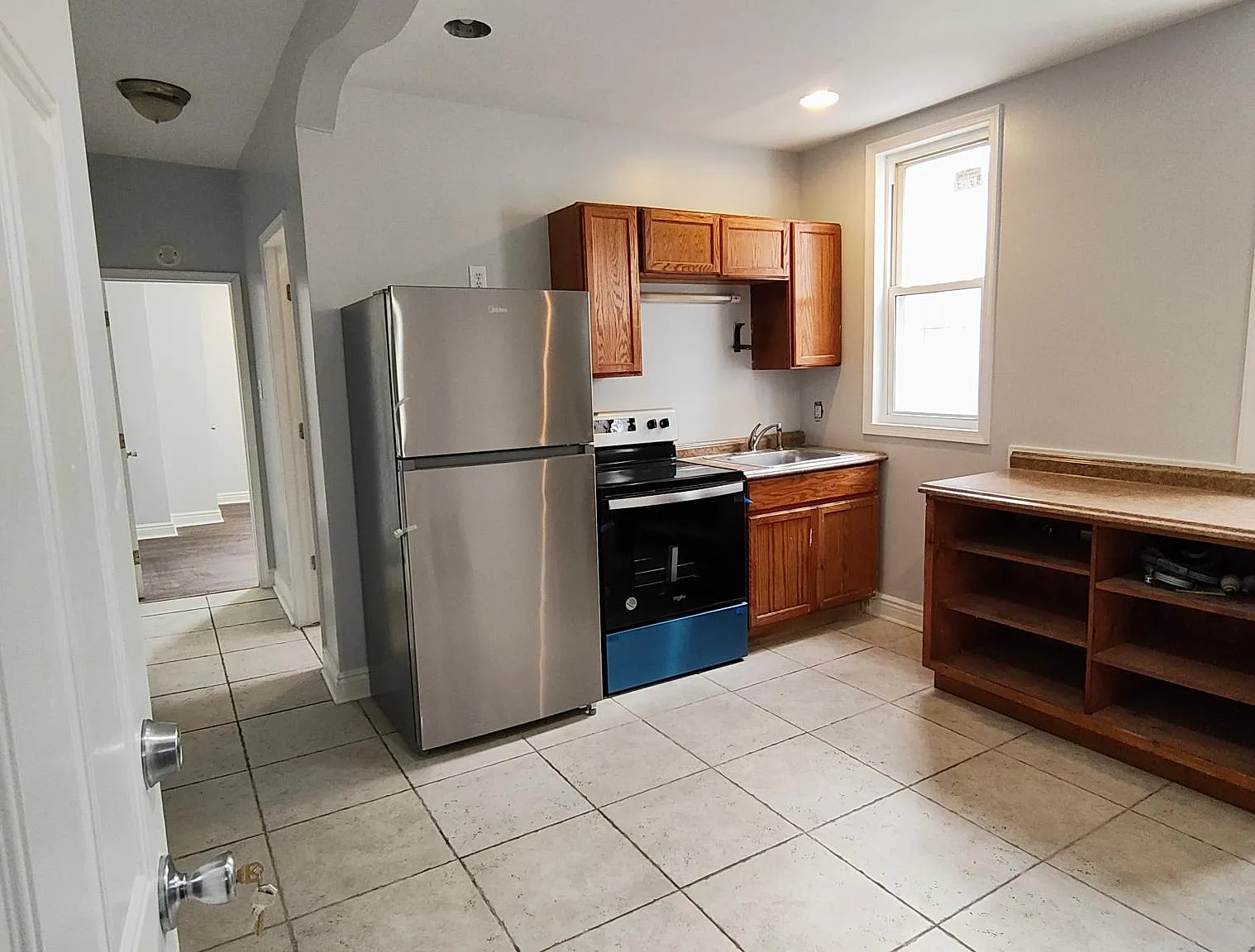 1 bed, $900 — Photo 3