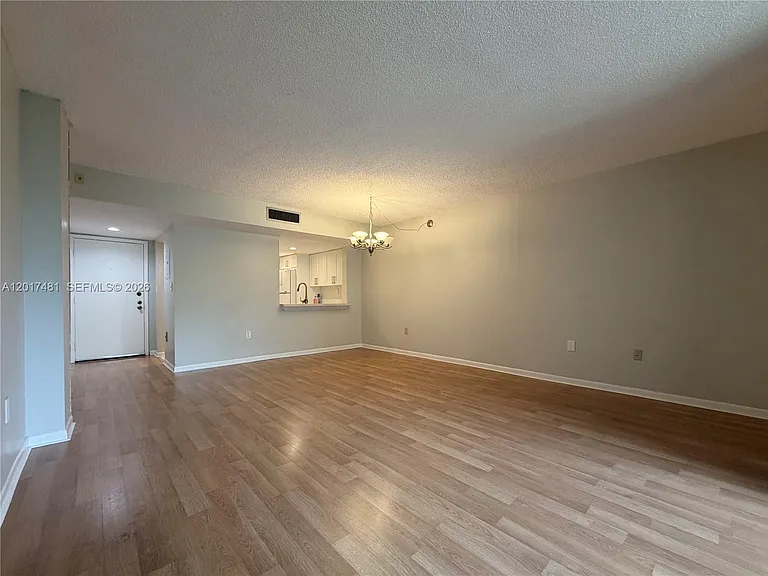 8015 SW 107th Ave #203 — Photo 5